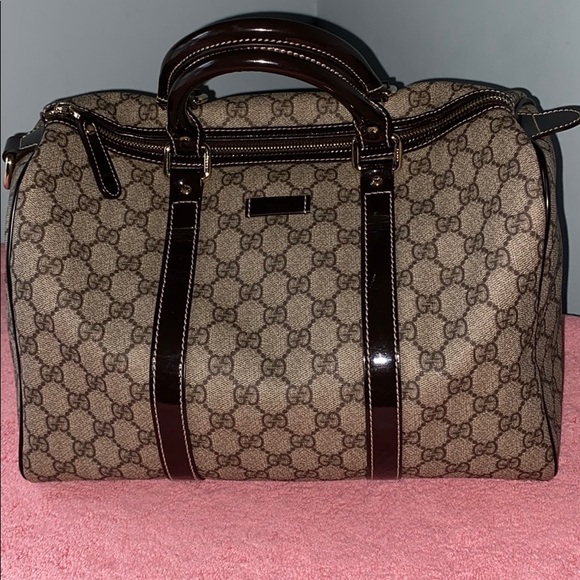 Gucci Handbags - 💕Gucci bag💕